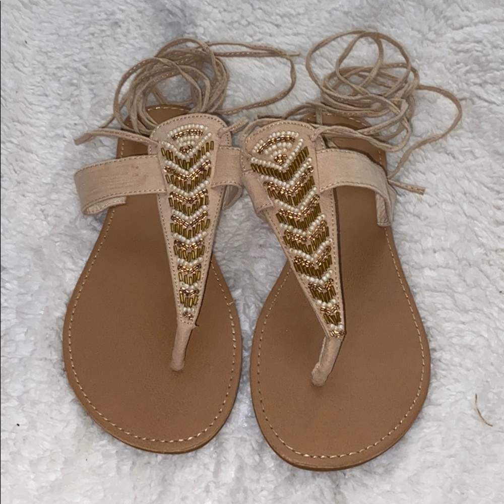 🌺*5 for $25* lace up sandals